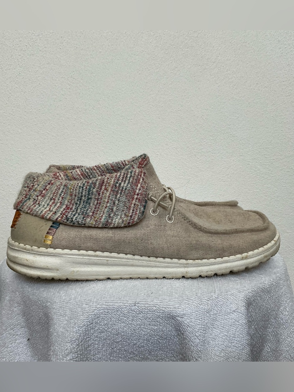 Hey Dude Wendy Fold Baja Beige Slip On With Multicolor Fold Cuff Size 9 Women